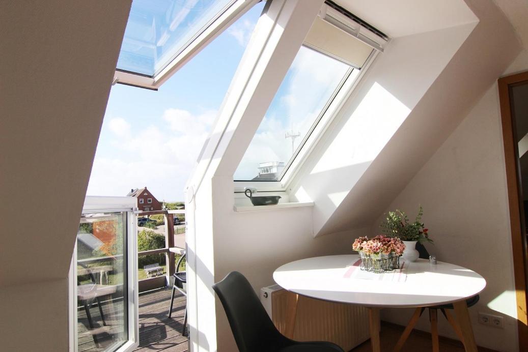 Haus Rena Am Suedstrand Borkum Buitenkant foto